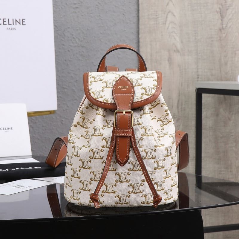 Ce1i*e triomphe bags